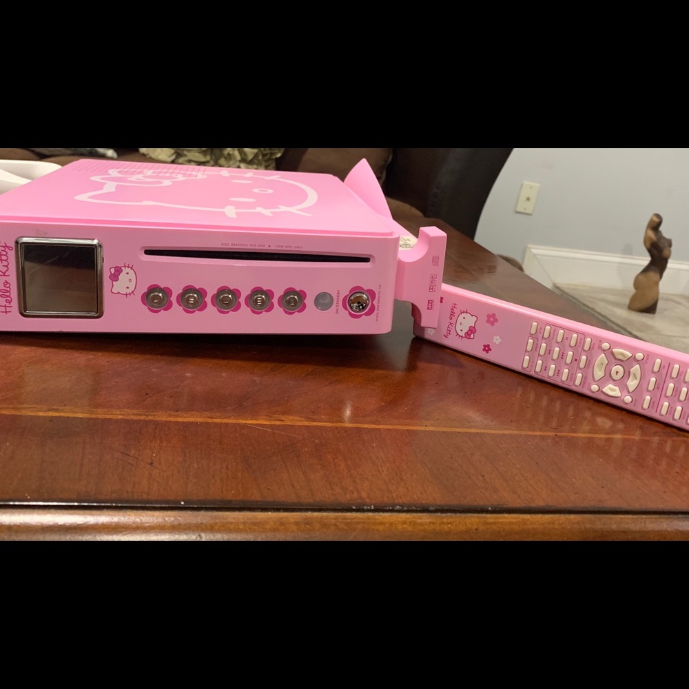 Spectra Hello Kitty DVD player KT2350